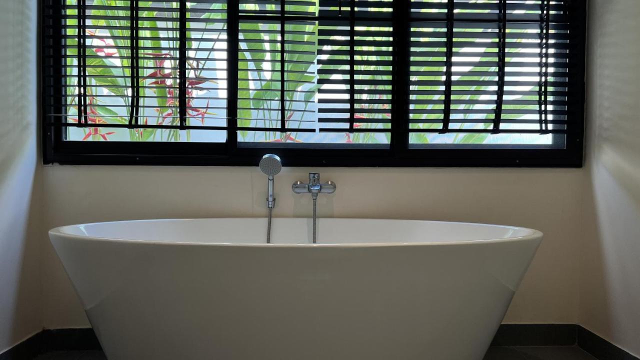 Plunge Tropic Villas 2 Naiharn Rawai Zewnętrze zdjęcie